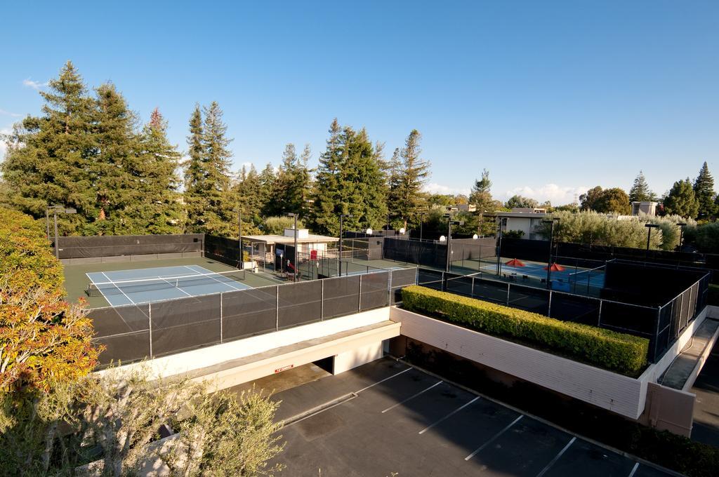 Eaves Mountain View At Middlefield Apartment Room photo